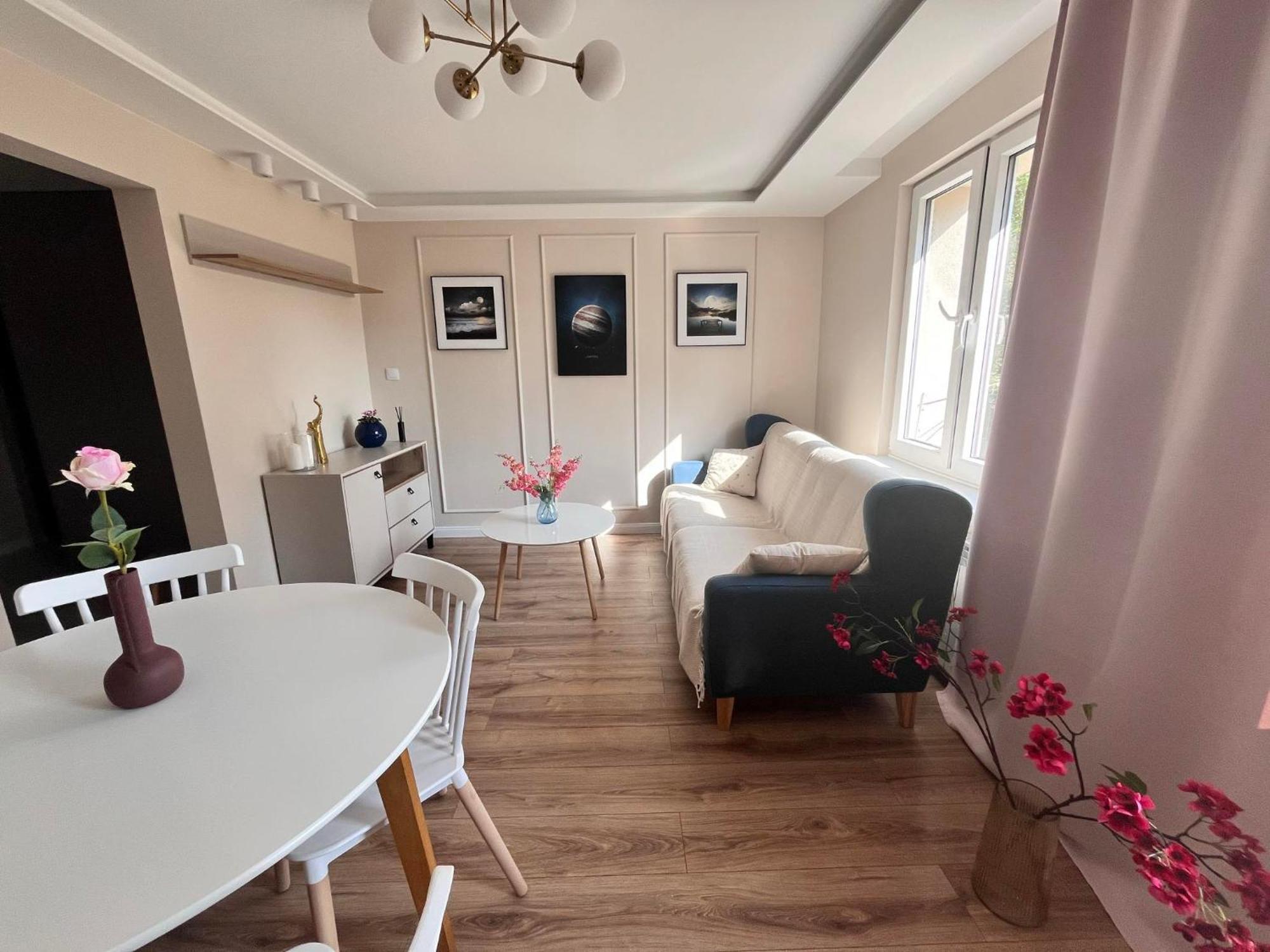 Prestige Apartment Bohaterow Warszawy 키엘체 외부 사진